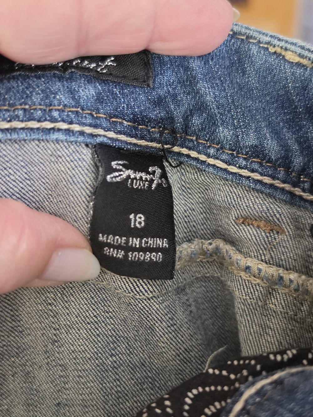 Seven7 Classic Medium Wash Bootcut Blue Jeans Size 18W Good Condition - Picture 8 of 13